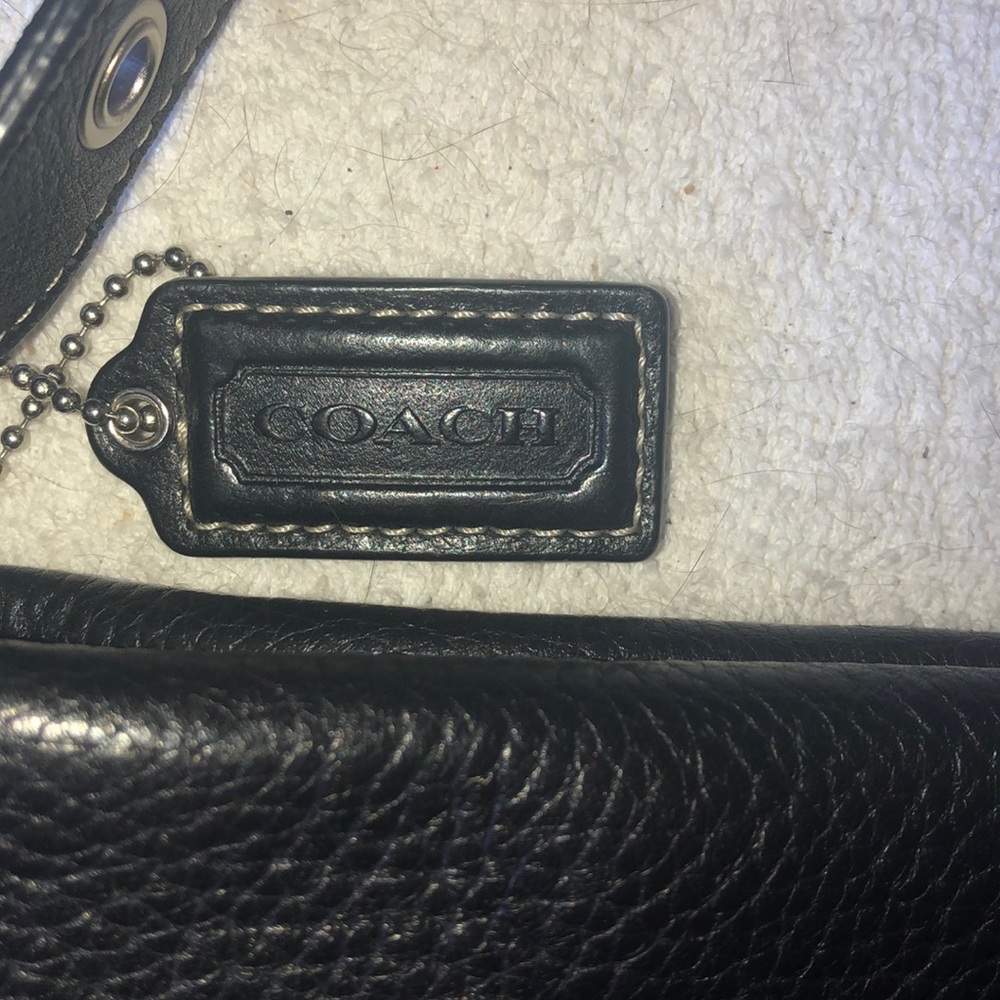 Coach Leather Purse - Picture 5 of 9